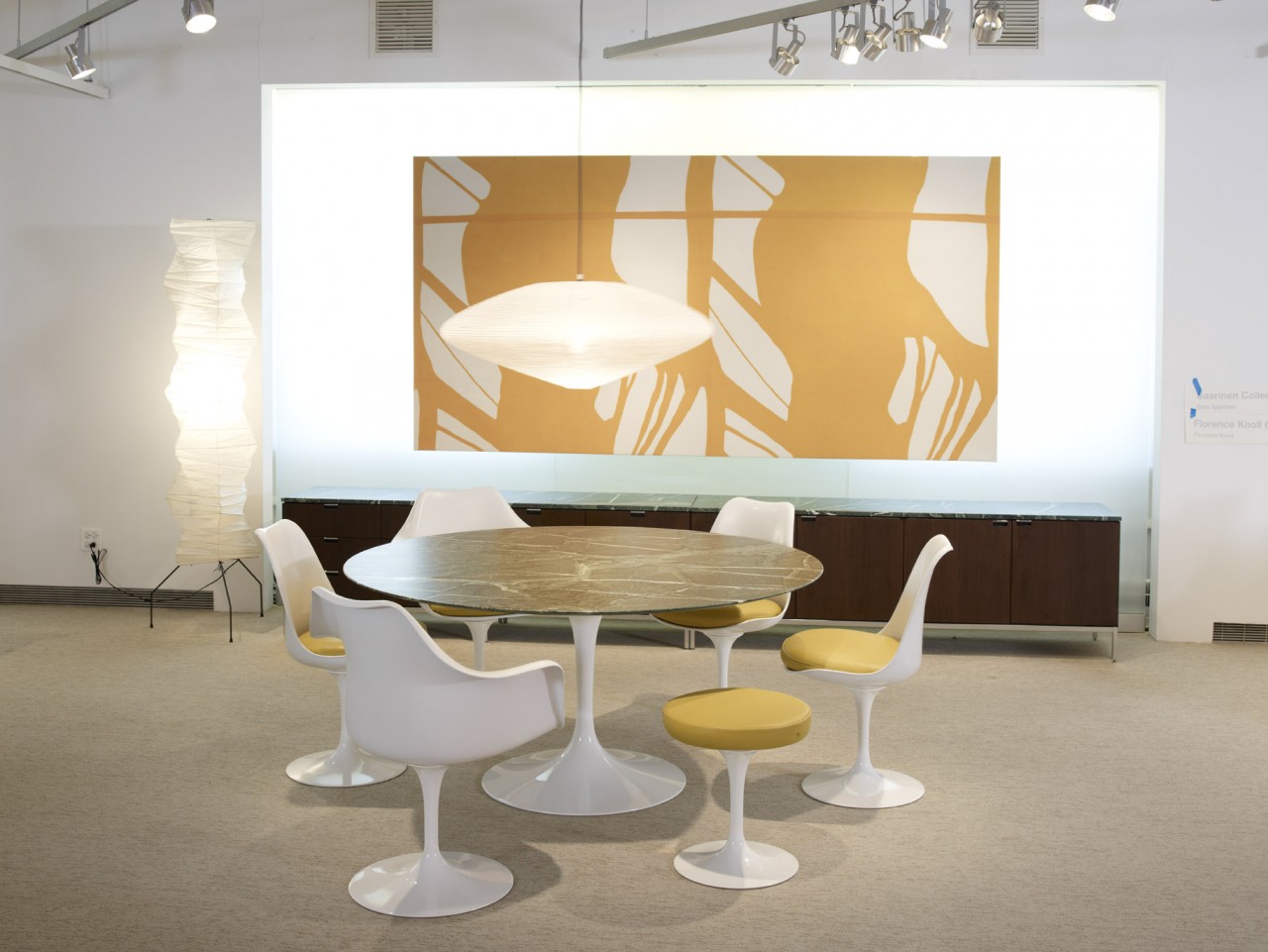 Cтол и стулья Tulip, мебель, дизайн интерьера, мебель