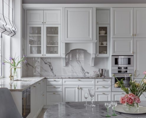 Белая кухня, в францкзском стиле